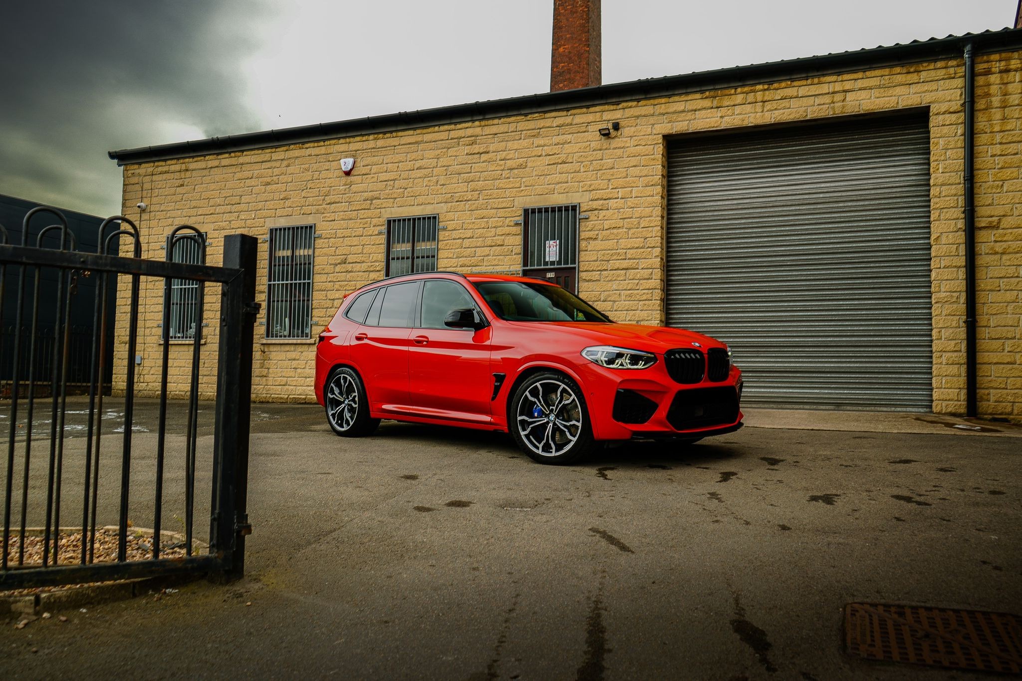 BMW X3C M Competition outside Senior Performance